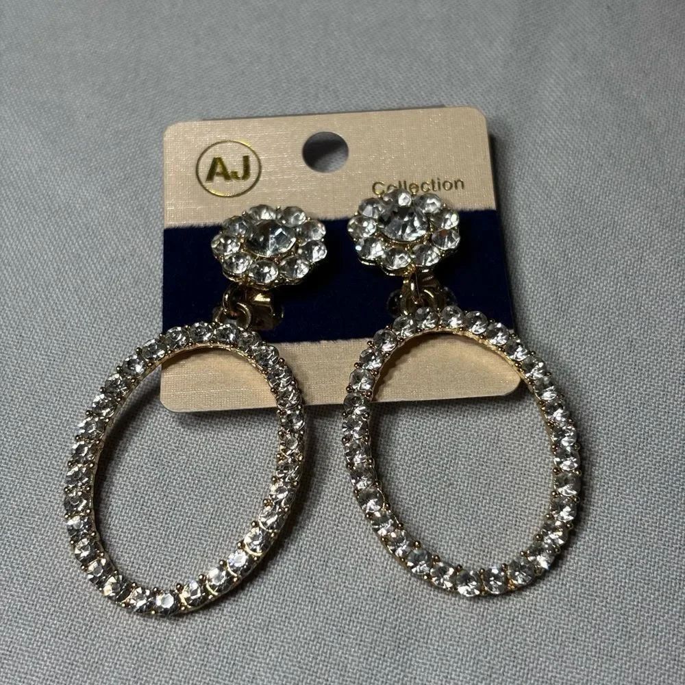 New! AJ Collection Floral Gemstone & Oval Drop Gold Tone Clip-on Earrings